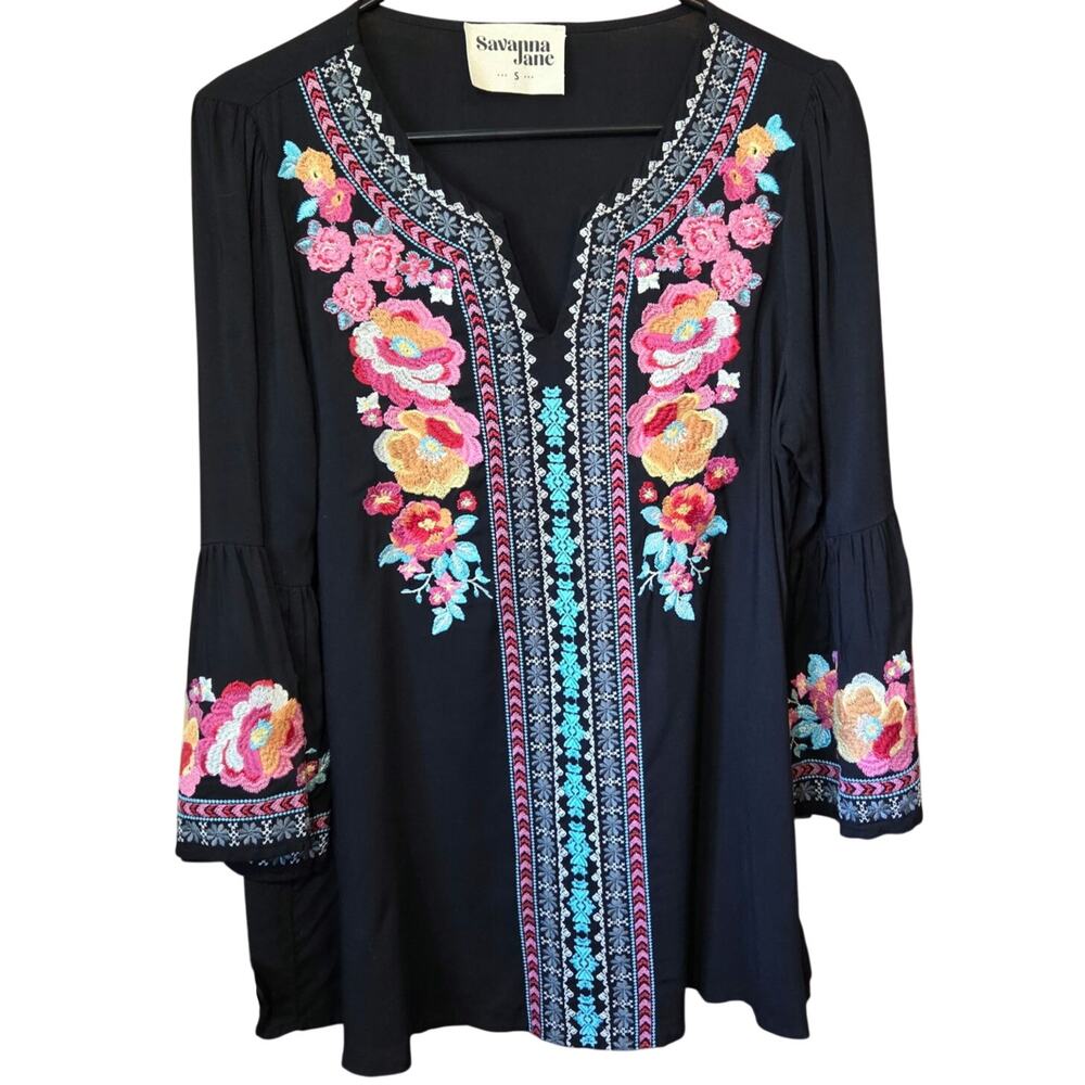 Savanna Jane "South Beach" embroidered top womans size small rayon